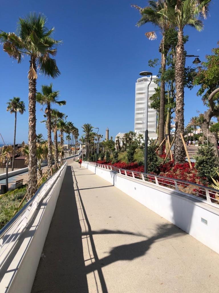 La Rada Beach Estepona Centro Luaran gambar