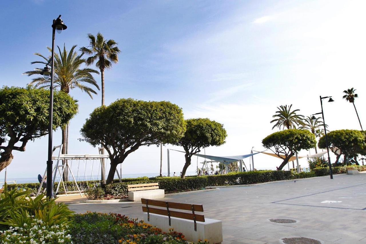 La Rada Beach Estepona Centro Luaran gambar